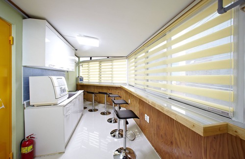 Pil-dong Hotel | Rainbow Hotel Myeongdong