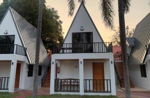 Kamphaeng Phet Complejo | RainBow House Resort