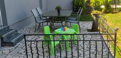 Vintijan Apartamento | RAINBOW