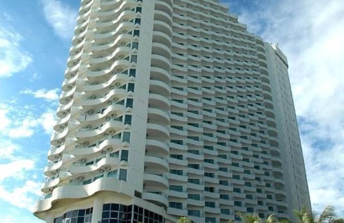 Tanjung Bungah Apartamento | Rainbow Paradise Beach Resort by LWE