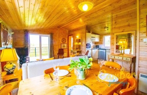Romney Marsh Otro | Rainbow Petty - Pine lodge - Kent countryside