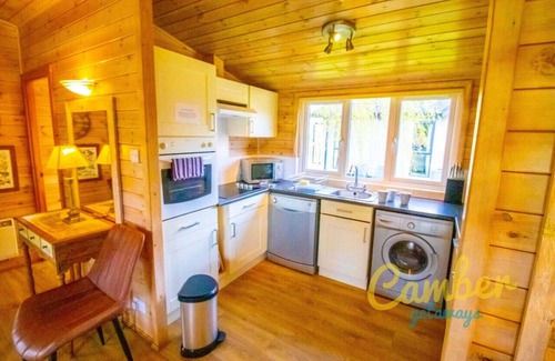 Romney Marsh Otro | Rainbow Petty - Pine lodge - Kent countryside