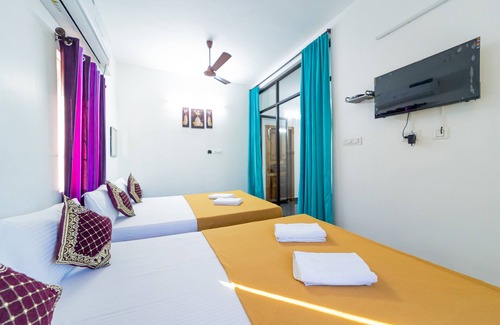 Kuilapalayam Cama Y Desayuno | Rainbow Residency ECR