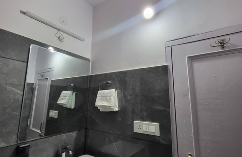 Kandaghat Complejo | RAINBOW RESORTS