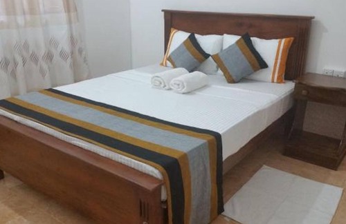 Anuradhapura Casa | Rainbow Tourist Rest