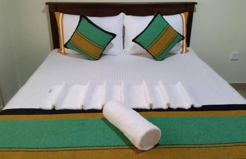 Anuradhapura Casa | Rainbow Tourist Rest