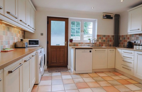 West Buckland Cabaña | RAINBOW VIEW, pet friendly, character holiday cottage in Churchinford