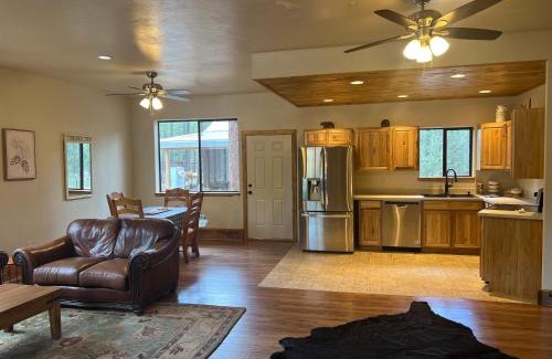 Pinetop-Lakeside Complejo | Rainbows End Fishing Resort