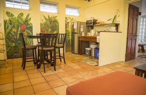 Jimenez Cama Y Desayuno | Rainforest Inn