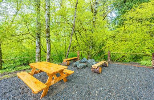 Forks Apartamento | Rainforest Tiny Home Retreat Farmhouse 18