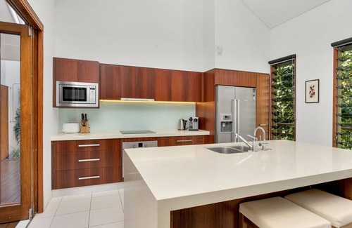 Palm Cove Villa | Rainforest Villa in Palm Cove