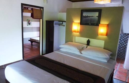 Krong Kaeb Hotel | Raingsey Bungalow
