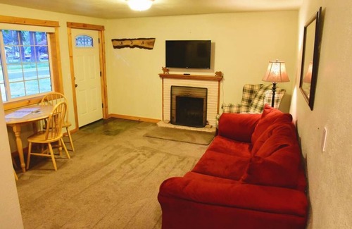 Packwood Cabina | WiFi, cerca de servicios, Mt Rainier