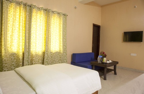 Diphu Hotel | Rains Inn Eco Hotel