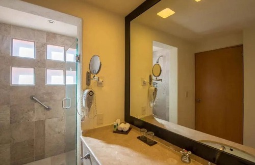 Palmilla Complejo | Cub Suite Raintree's Club Regina- Jan 17 to 24