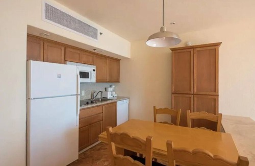 Palmilla Complejo | Raintree's Club Regina Kitchenette Suite Jan 24 to 31