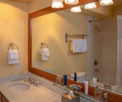Birch Bay Hotel | Raintree's Sandcastle, Birch Bay