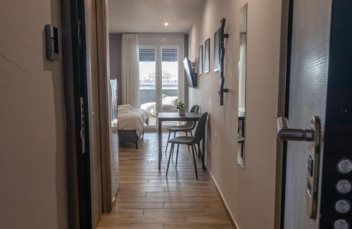 Dafni-Ymittos Apartamento | Raise Athens Metro Apartments