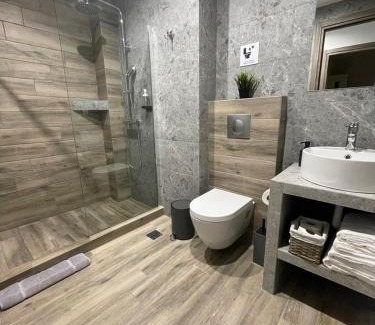 Dafni-Ymittos Apartamento | Raise Averof Serviced Apartments