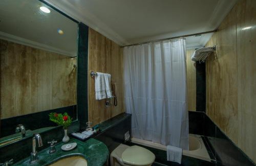 Alwarpet Hotel | Raj Park Hotel Chennai
