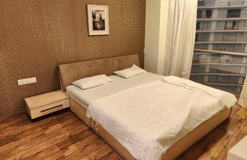 Surat Apartamento | Rajhansh Belliza Nest - A Luxury 2BHK Apartment