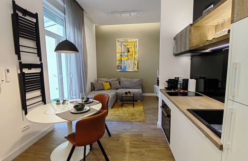 Kosancicev Venac Apartamento | Rajiceva for 4 /1 bdr/1 living room/ Knez Mihailov