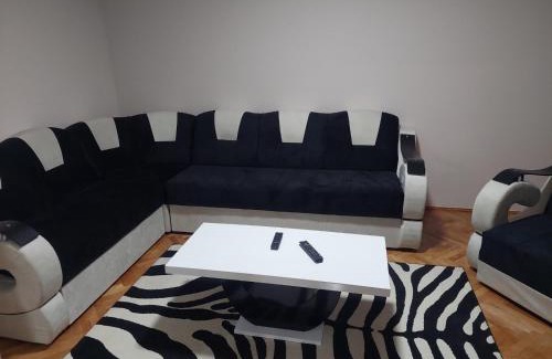 Pirot Apartamento | Rajna