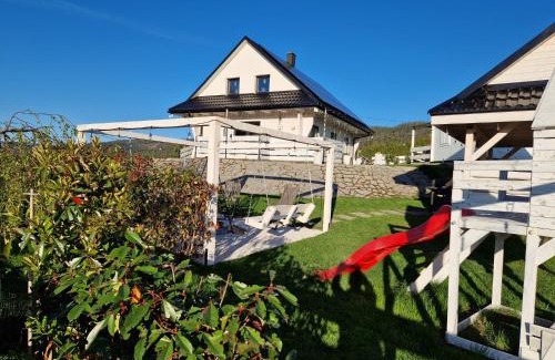 Ujsoy Casa | Rajska Chata w górach z Balią