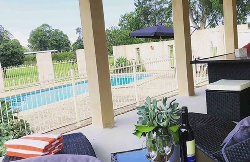 Raleigh Casa | Raleigh House on the Bellinger River .🥂