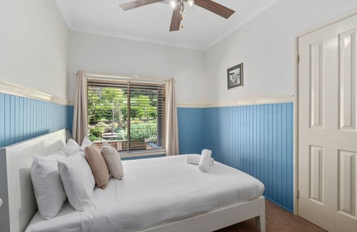 Raleigh Casa | Raleigh Retreat - Enjoy rustic charm with modern comforts