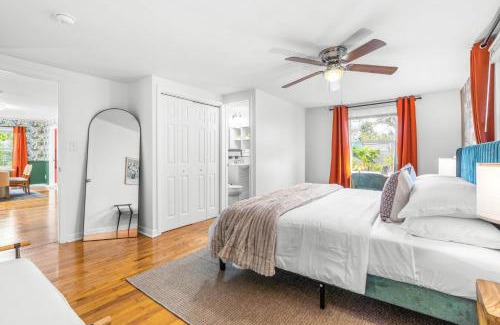 Cameron Village Casa | Raleigh's Most Wanted - Relax, Games, & Cozy Comfort