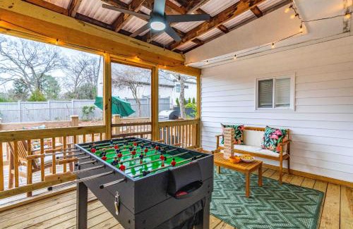 Cameron Village Casa | Raleigh's Most Wanted - Relax, Games, & Cozy Comfort