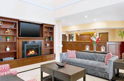 Elizabethtown Hotel | Ramada by Wyndham Elizabethtown