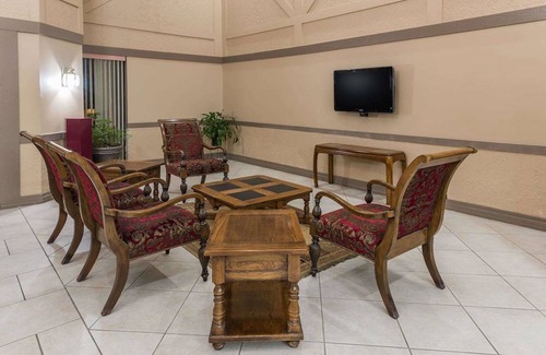 Mountain Home Hotel | Ramada by Wyndham Mountain Home