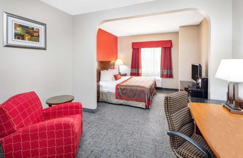 Alpharetta Hotel | Ramada by Wyndham Alpharetta Atlanta North