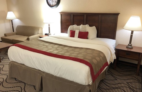 Crestline Heights Hotel | Ramada by Wyndham Birmingham Airport
