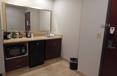 Burkburnett Hotel | Ramada by Wyndham Burkburnett / Wichita Falls