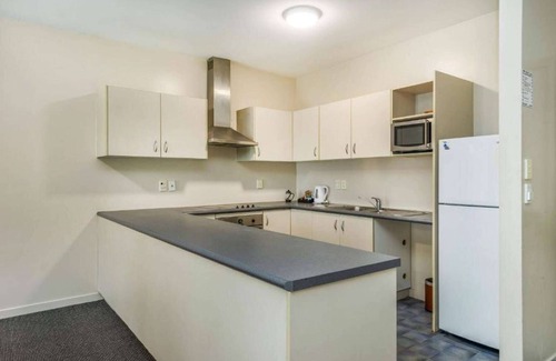 Hamilton Hotel | Ramada by Wyndham Hamilton City Center