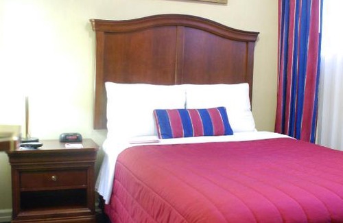 Jersey City Hotel | Ramada by Wyndham Jersey City
