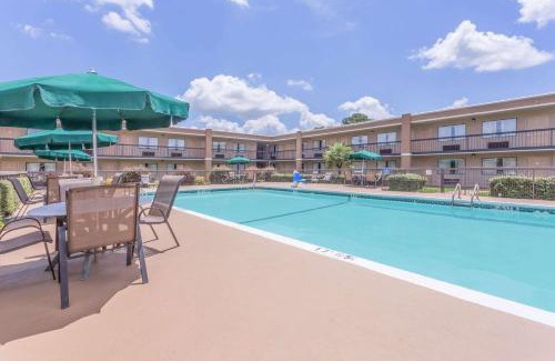 Macon Hotel | Ramada by Wyndham Macon