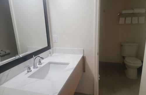 Merced Hotel | Ramada by Wyndham Merced