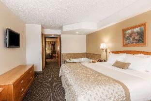 Sioux Falls Hotel | Ramada by Wyndham Sioux Falls Airport - Waterpark Resort & Event Center