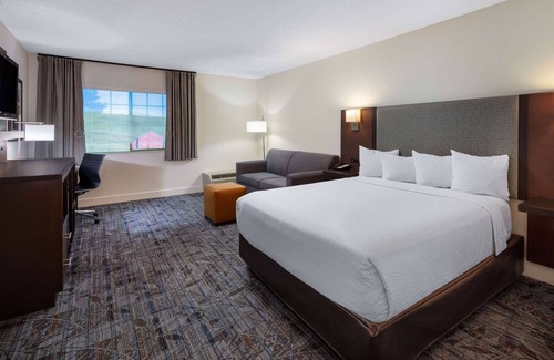 Spokane Hotel | Ramada by Wyndham Spokane Airport