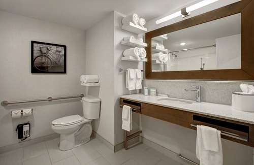St. Paul Hotel | THE Landing Hotel & Conference Center