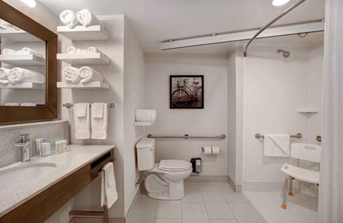 St. Paul Hotel | THE Landing Hotel & Conference Center