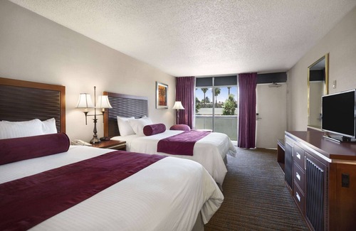 Sunnyvale Hotel | Ramada by Wyndham Sunnyvale/Silicon Valley