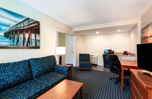 Northeast Virginia Beach Hotel | Ramada by Wyndham Virginia Beach