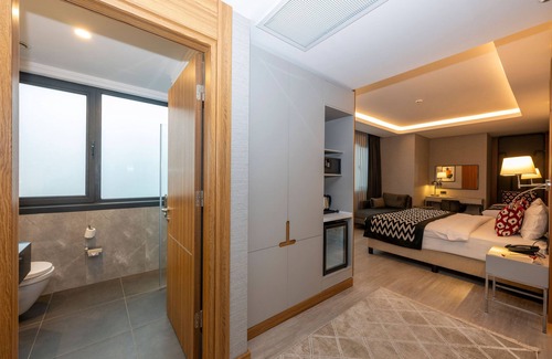 Sisli Hotel | Ramada Encore By Wyndham Istanbul Sisli