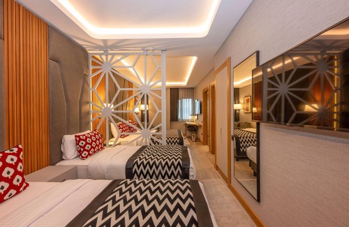 Sisli Hotel | Ramada Encore By Wyndham Istanbul Sisli