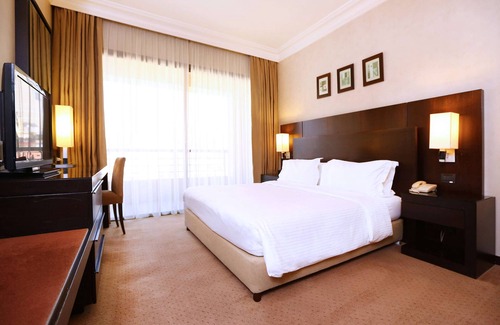 Beirut Hotel | Ramada Plaza by Wyndham Beirut Raouche